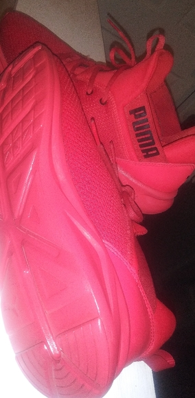 Puma mens Tennis shoes - Picture 3 of 3
